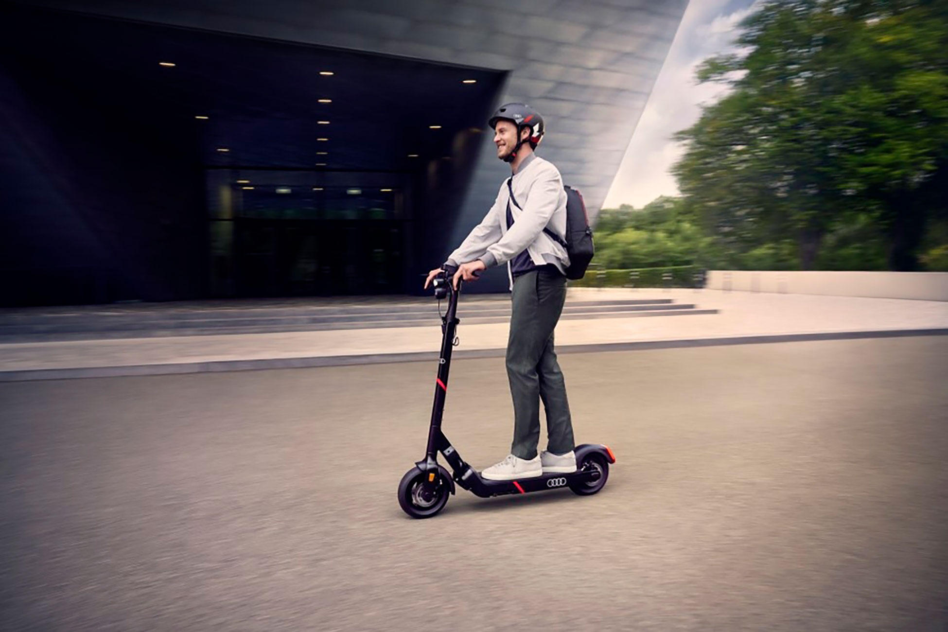 Audi electric kick scooter powered by Egret, la segunda generación de ...